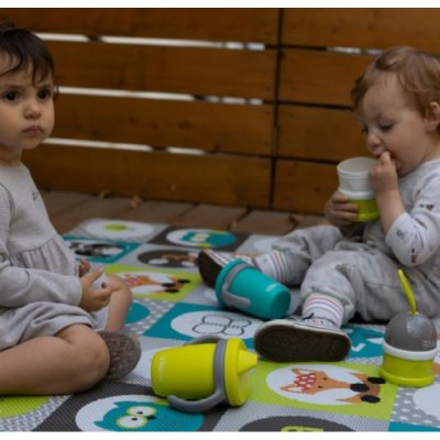 BBLÜV Küp silikonový hrneček Sippy Cup - Lime - obrázek