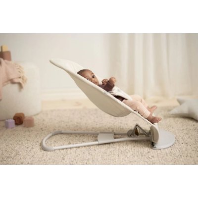 BabyBjörn Lehátko Balance Soft Tri-Fabric - Light Beige - obrázek