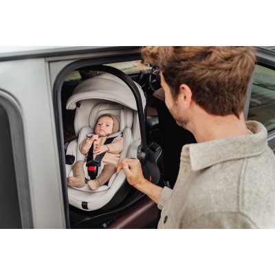 Britax Römer Baby-Safe Pro Vario Base 5Z Bundle Lux - Linen Grey - obrázek